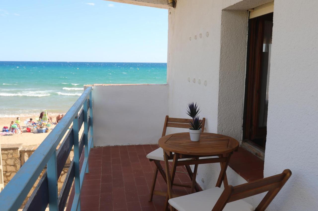 El Faro Apartaments Platja Llarga-Les Salines-Tgn Таррагона Екстер'єр фото